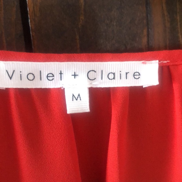 Beautiful red blouse! - Picture 4 of 5